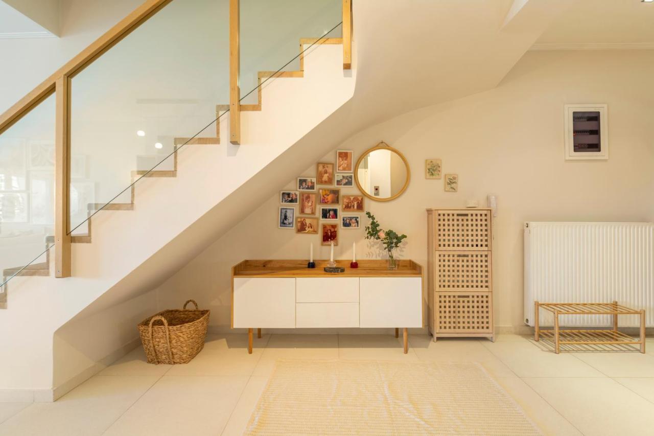 Something Different In Chalkida Apartment Karababás Exterior photo