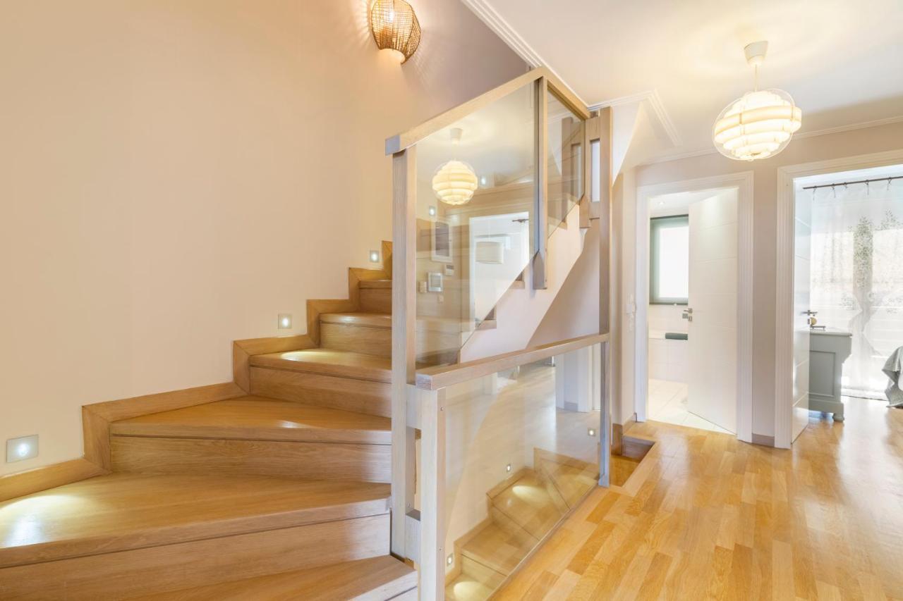 Something Different In Chalkida Apartment Karababás Exterior photo