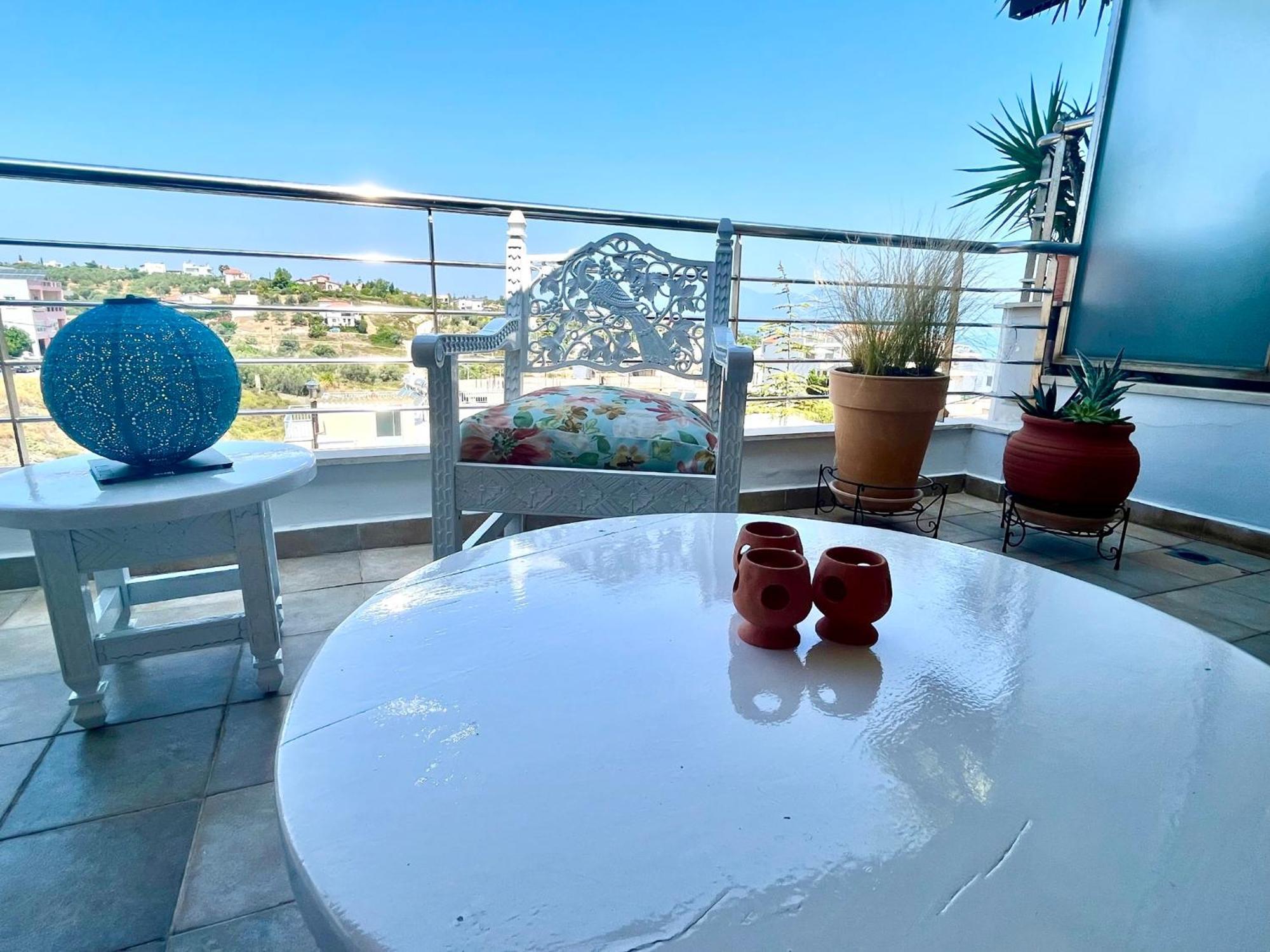 Something Different In Chalkida Apartment Karababás Exterior photo